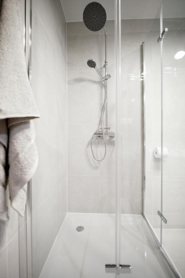 Niron Apartament Dom Z Papieru Sztokholm Pila Ngoại thất bức ảnh