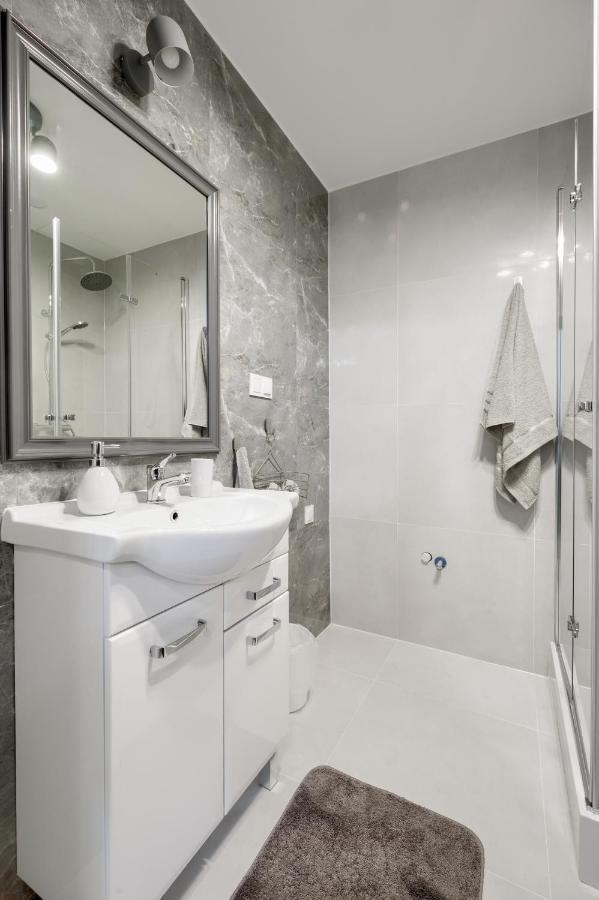 Niron Apartament Dom Z Papieru Sztokholm Pila Ngoại thất bức ảnh