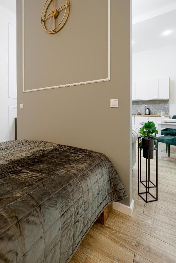 Niron Apartament Dom Z Papieru Sztokholm Pila Ngoại thất bức ảnh