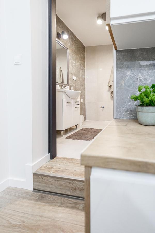 Niron Apartament Dom Z Papieru Sztokholm Pila Ngoại thất bức ảnh