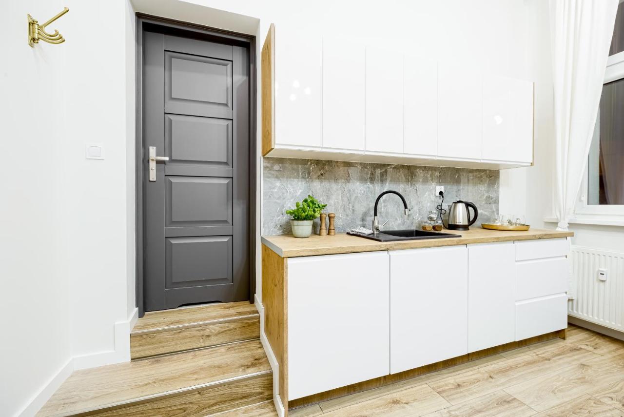 Niron Apartament Dom Z Papieru Sztokholm Pila Ngoại thất bức ảnh