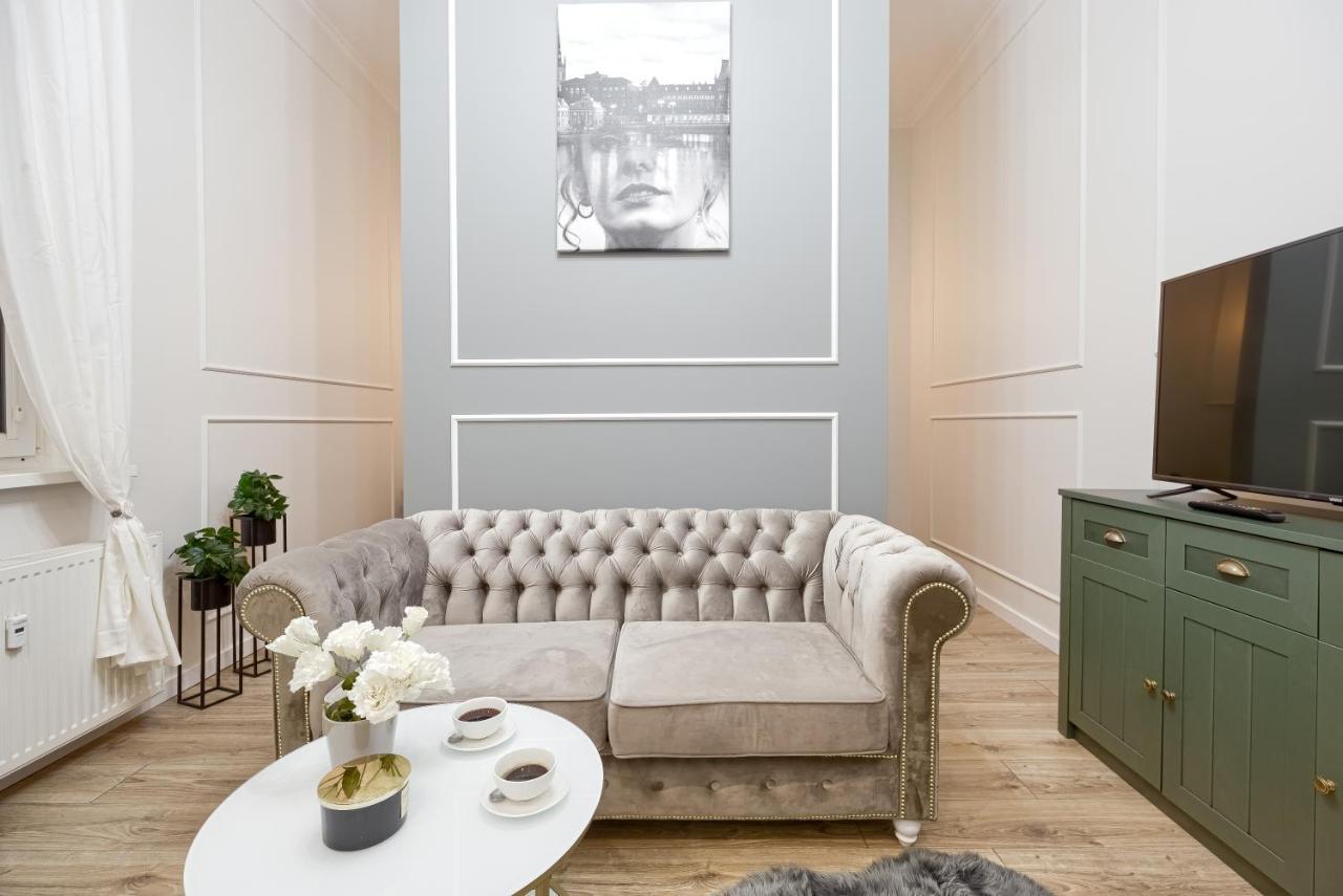 Niron Apartament Dom Z Papieru Sztokholm Pila Ngoại thất bức ảnh